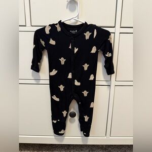 Kyte baby snap romper ghosts